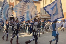 Il Bianco e l’Azzurro: è Festa Medievale in Val d’Orcia