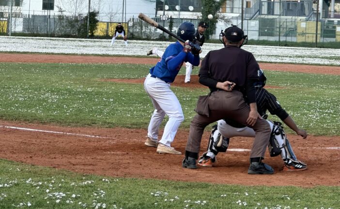 Siena lotta ma cede alla distanza: vince Lucca 14-2