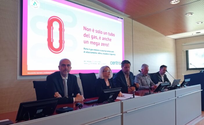 Allacciamenti rete gas metano, con Centria sono a “costo zero”