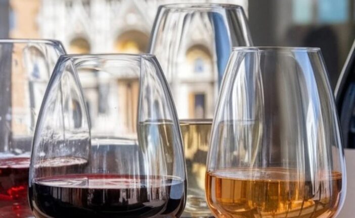 Commissione Degustazione Enoteca Italiana Siena: iniziati i lavori di selezione dei vini 