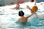 A Siena la pallanuoto è un gioco: prove gratuite per bambine e bambini