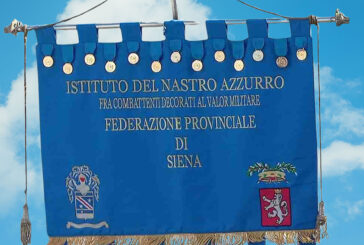 Un monumento ai decorati al valor militare al parco della Rimembranza di Siena