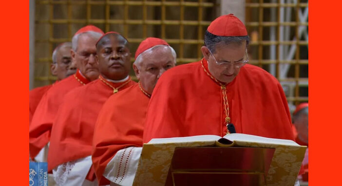 Il giuramento dei cardinali prima del conclave