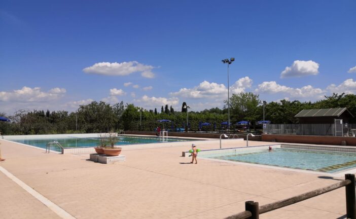 San Gimignano: da sabato 24 maggio riapre la piscina comunale