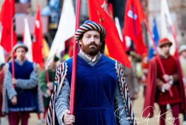 “Da spettatori a protettori: il Palio di Siena e i nuovi contradaioli”