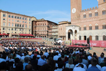 14 giugno: cerimonia del Tòcco in piazza del Campo