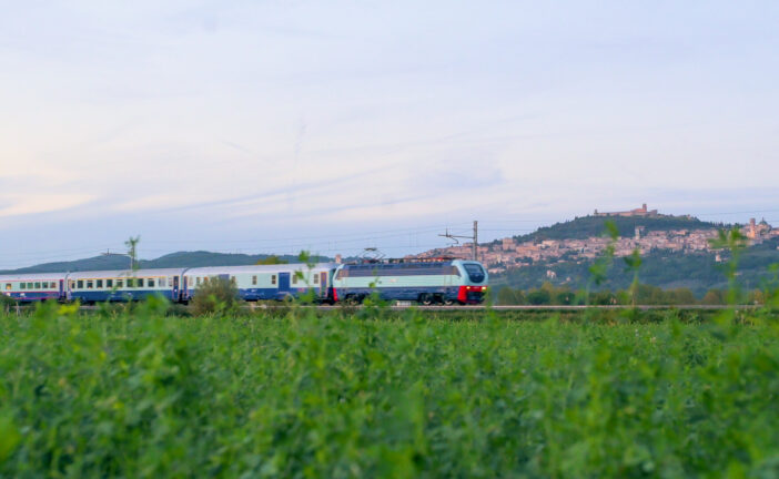 FS treni turistici italiani: al via nuovi collegamenti da Roma verso il centro Italia