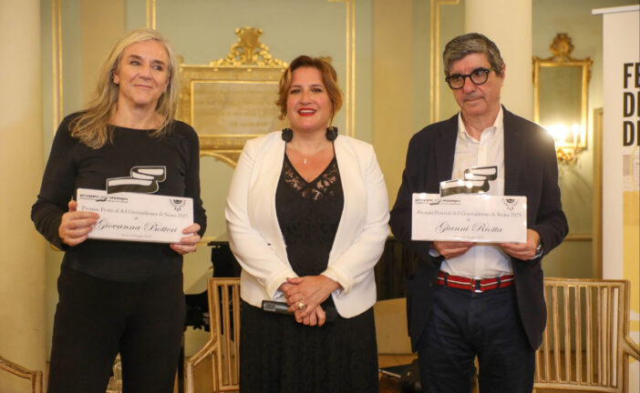 Giovanna Botteri e Gianni Riotta premiati dai giornalisti senesi