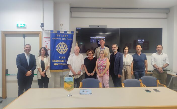 Firmato a Nottola un protocollo triennale sull’ippoterapia per i minori