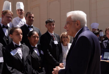 Mattarella incontra gli studenti delle scuole alberghiere al Quirinale