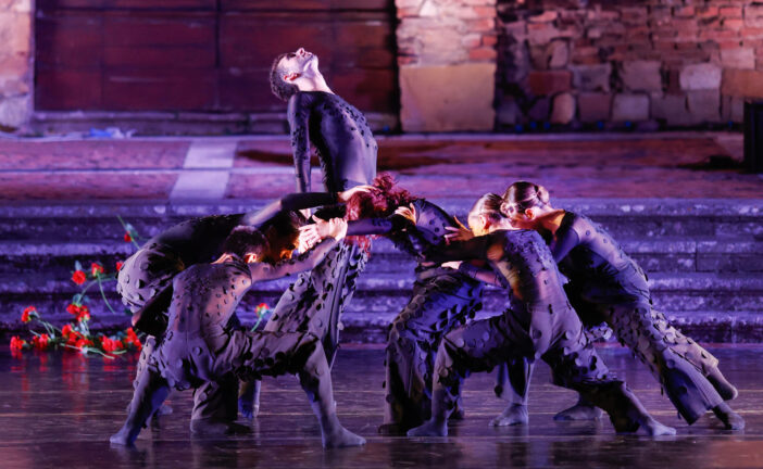 La Carmen danza in Piazza Grande al 50° Cantiere