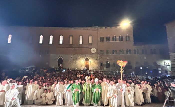 In Duomo la messa dei giovani messaggeri di pace