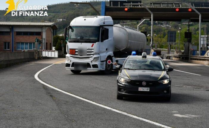 Fiamme Gialle e Dogana sequestrano 70mila litri di gasolio