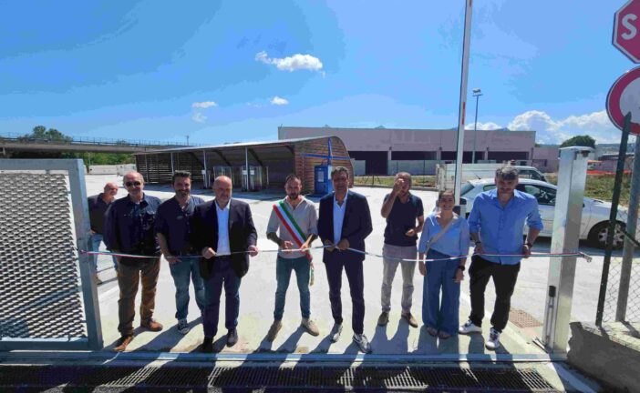 Sei: inaugurato il nuovo centro di raccolta di Montalcino