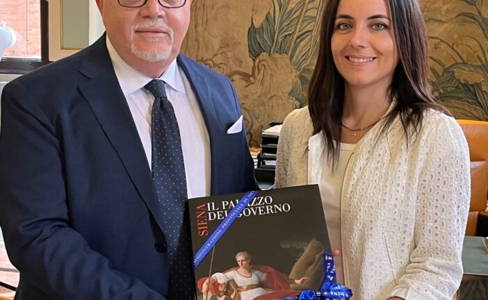 Agnese Carletti dà il benvenuto al nuovo Prefetto Valerio Massimo Romeo