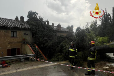 Maltempo: vento, pioggia e grandine su San Gimignano