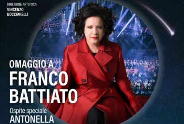 “Sboccia l’Estate” continua in Piazza del Campo con Antonella Ruggiero