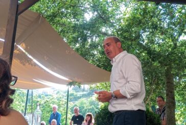 Nicola Zingaretti torna a Colle dopo un anno