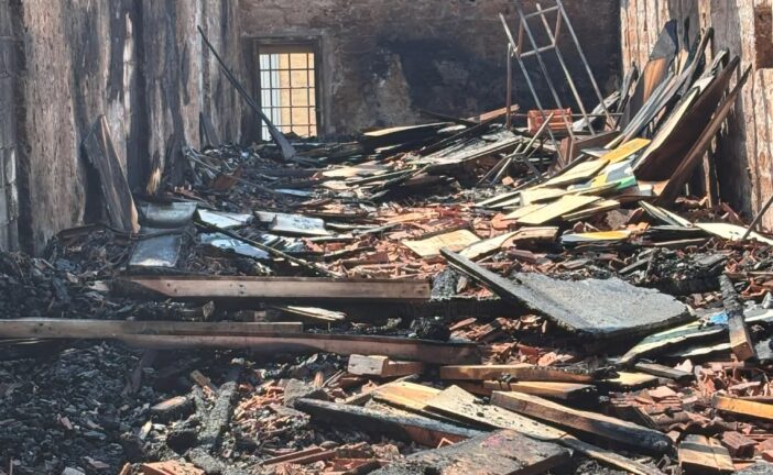 Teatro Povero di Monticchiello: come aiutare la comunità dopo l’incendio