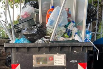 Ma chiamare la Sei per il ritiro dei rifiuti ingombranti, no?!