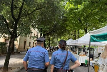 Borseggiatrici arrestate in flagranza dai Carabinieri al mercato