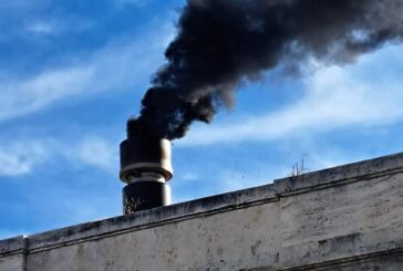Forno crematorio: un’interruzione elettrica ha attivato il camino d’emergenza il 4 agosto