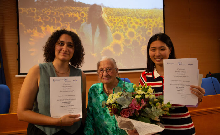 Premio di poesia “Antonella Sparpagli” alla studentessa di Taiwan Yin Zih-Cyuan