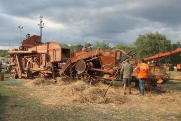 A Pianella la rievocazione della battitura del grano