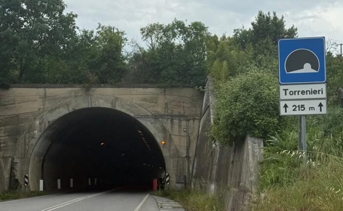 Riaperto parzialmente il transito nella galleria di Torrenieri sulla Cassia
