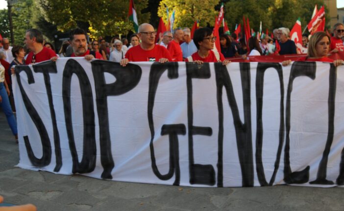 Oltre 2mila persone protestano contro il genocido a Gaza