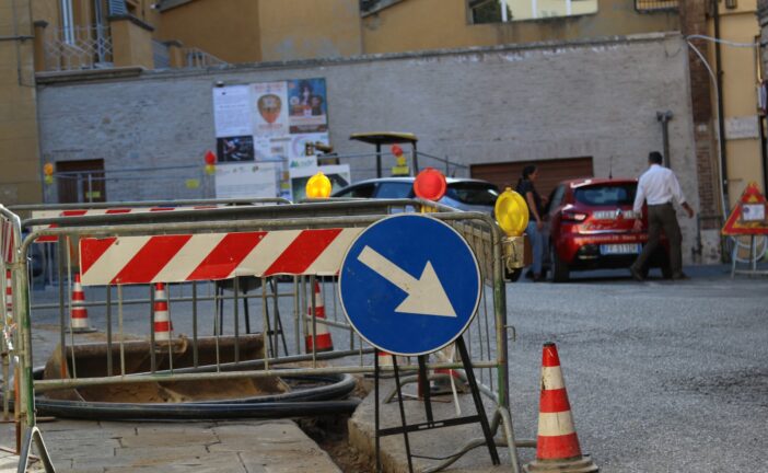 Dalle ore 9 del 22 settembre alle 18 del 21 ottobre chiude via dei Gazzani