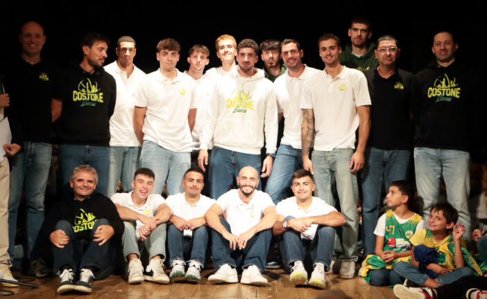 Presentata in teatro la prima squadra del Costone