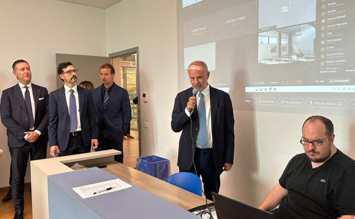Il ministro Schillaci ha portato il saluto agli studenti Unisi a Grosseto