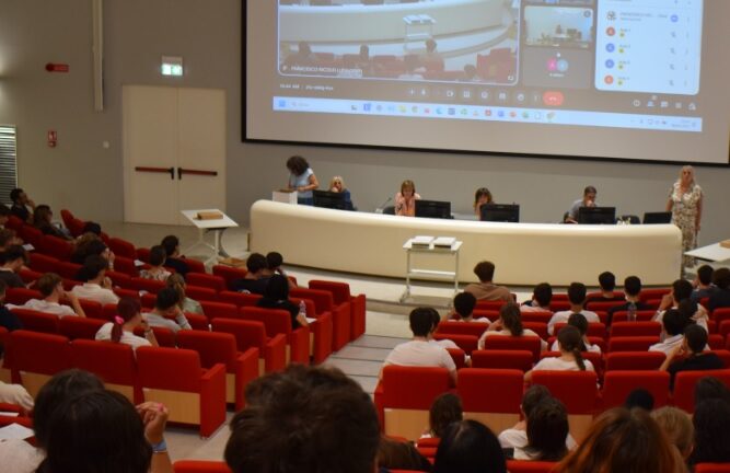 Corsi di laurea triennali delle Professioni sanitarie, oggi tenuta la prova di ammissione