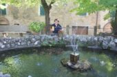 A Montalcino c’è Antonella che si occupa del giardino di Tita
