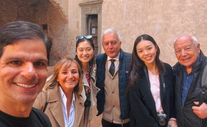 Terra di Valdelsa accoglie i tour operator di Cina, Libano e Brasile
