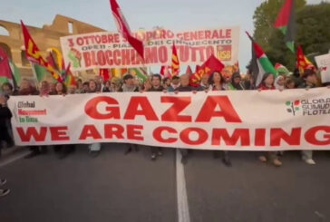5mila manifestanti al Colosseo contro l'abbordaggio della Flotilla
