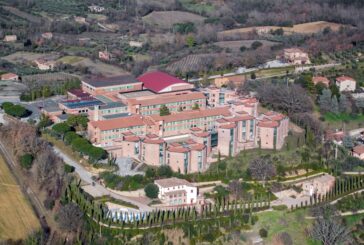 Ritardi dei bus scolastici da Valiano: il Comune impegnato a tutelare gli studenti