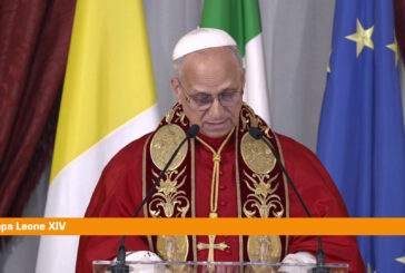 Papa "Gravi sofferenze feriscono umanità, servono risposte urgenti"