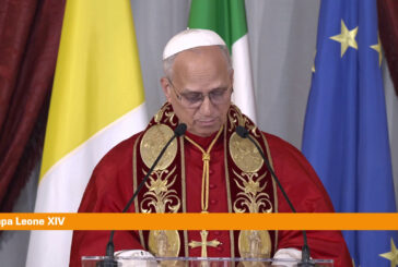 Papa "Forte calo di natalità in Ue, serve impegno per la famiglia"