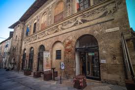 “Volarismus & Friends” l’arte europea in mostra al Palazzo dei Priori