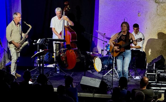 “Incroci” di suoni, storie e maestri: Jazz ad Abbadia Isola, due anni di emozioni
