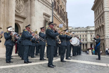 Torna Montecitorio a porte aperte, sfilata di auto storiche