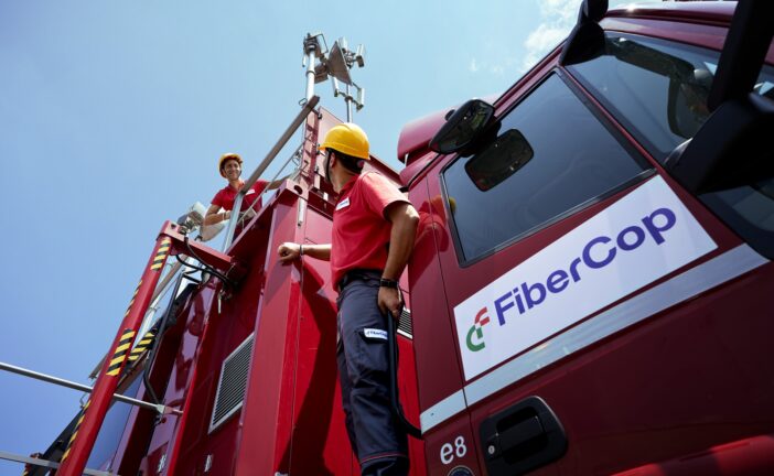 Fibercop: a Siena prosegue la posa della nuova rete in fibra ottica