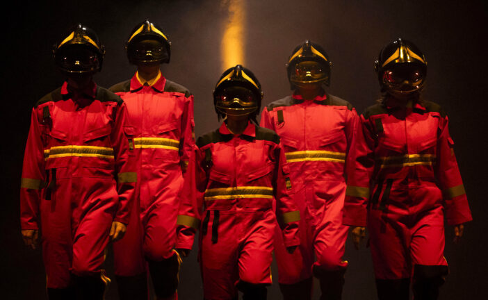 Fahrenheit 451 va in scena con “Il fuoco era la cura” al Politeama