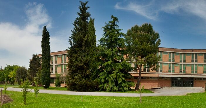 Copertura della palestra e ripristini, lavori finiti alla Leonardo da Vinci