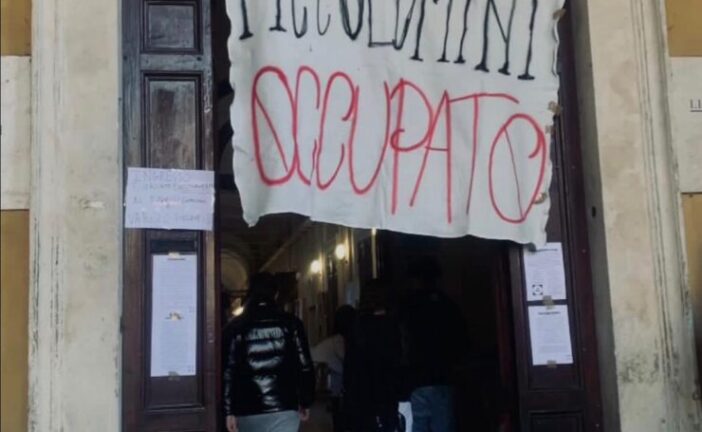 Il Comitato Lavoratori della scuola solidale con gli studenti