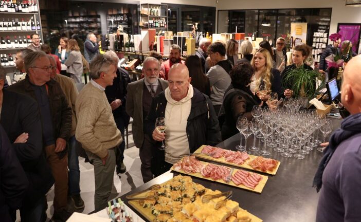 Assaggi di futuro “AI” tra Torrita di Siena e il mondo