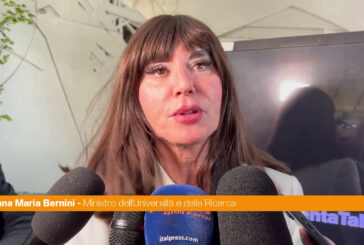 Università, Bernini "Serve un cambio di passo sull'orientamento"