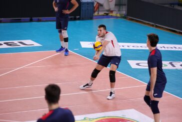 Lupi Siena sfida sfida Cantù al PalaParenti